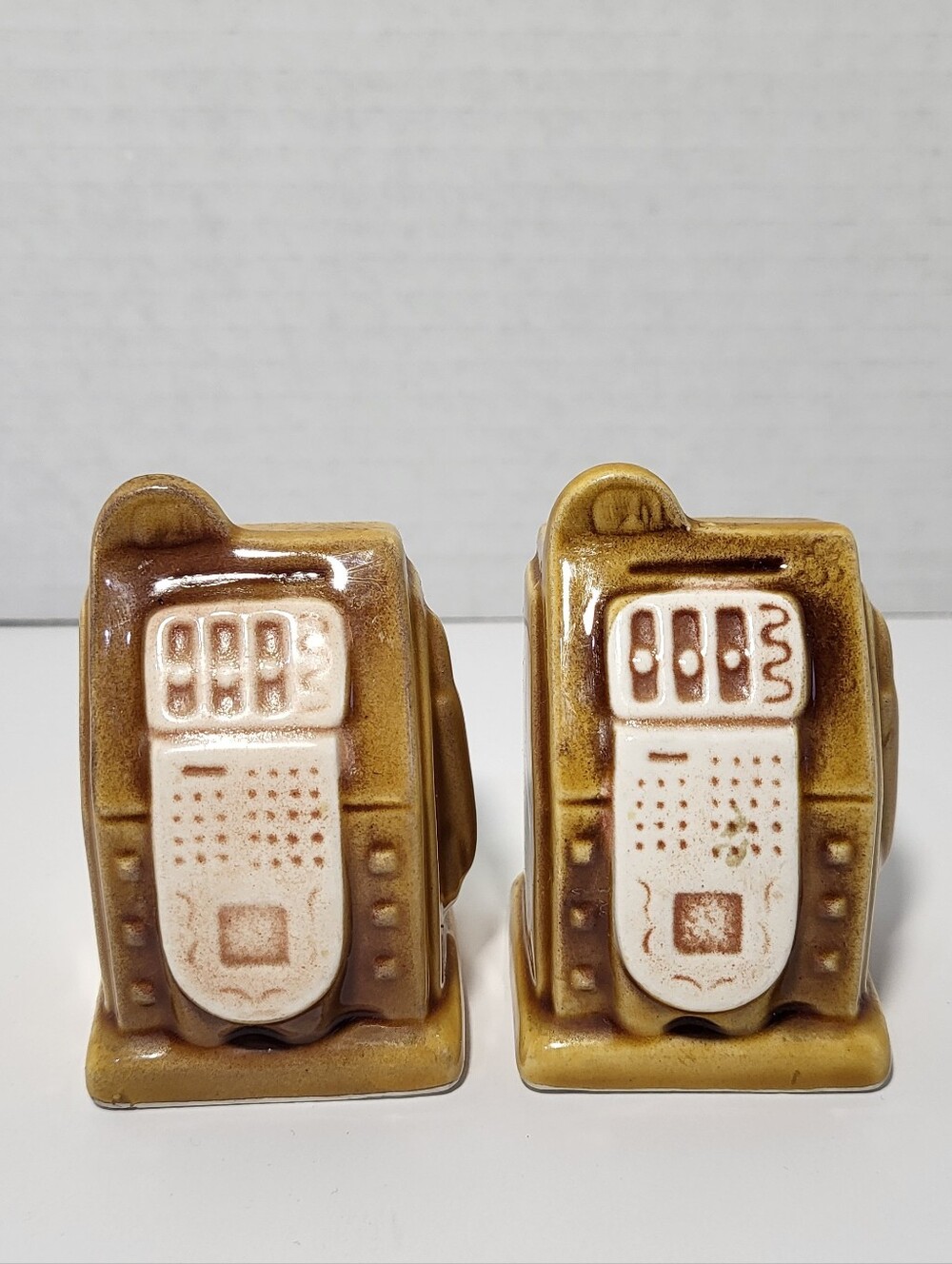 Vintage Novelty Jackpot Lucky 7 Vegas Theme Salt & Pepper Shakers